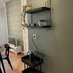 In Lyon | Le Petit Gone - Cosy & Calme شقة فيليوربان